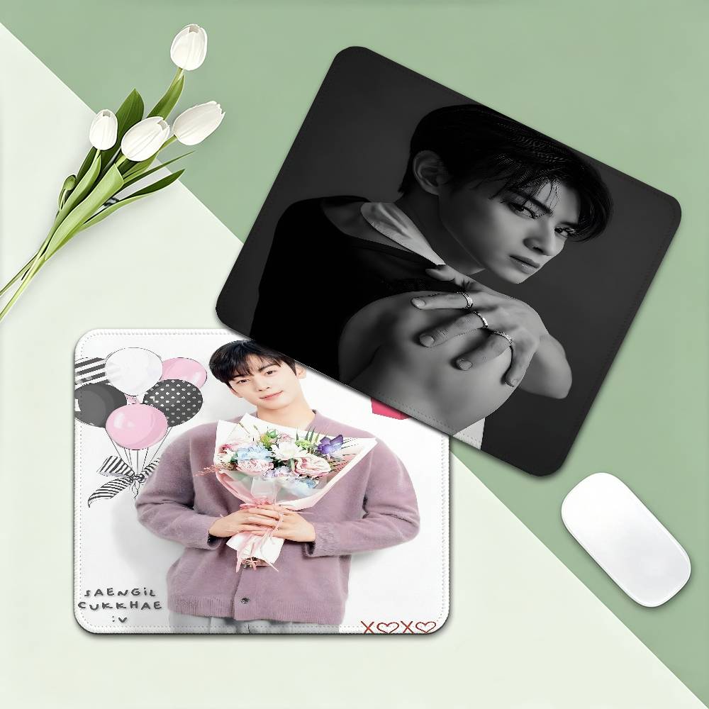 Popular Korean Actor Cha EunWo - đánh giá và giá Gaming Accessories Korea