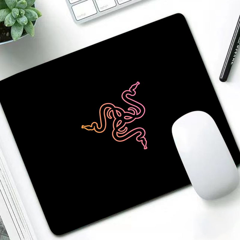 Razer Luxury Mouse Pad Anime G - đánh giá và giá Gaming Accessories For Gaming Setup